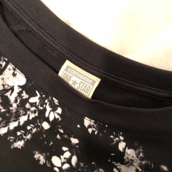 LAST CALL - Converse ⭐️ One Star Sweatshirt - Picture 3 of 3